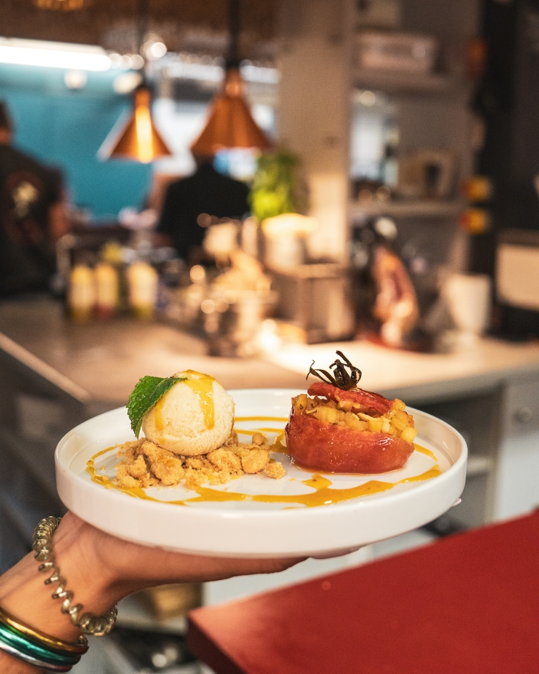 Dessert à la tomate, dans votre restaurant Nimes Centre, La Pie Qui Couette,